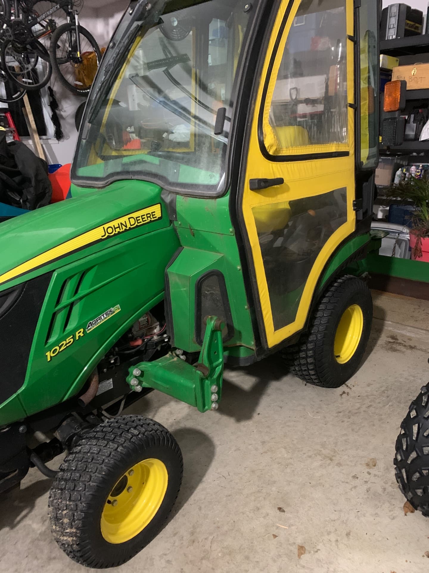 Tracteur John Deere 1025r